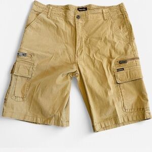 Men’s Stanley Cargo Tan Shorts. Zipped pockets. Size 36
